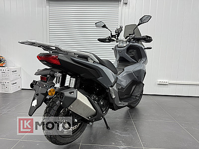 Скутер VMC DISCOVERY ТY50QT-77H 49 см3 серия T1700 (Карбюратор, возд охлаждение, combi brake) VIN (glossy grey)