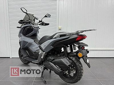 Скутер VMC DISCOVERY ТY50QT-77H 49 см3 серия T1700 (Карбюратор, возд охлаждение, combi brake) VIN (glossy grey)