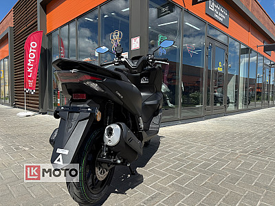 Скутер VMC INFINITY   (ИНЖЕКТОР, возд охлаждение, томоз. сист. combi brake) (MATT BLACK)