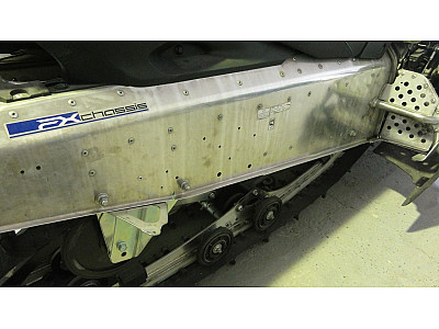 Подножки для YAMAHA NYTRO 2008-*