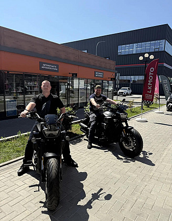 2 друга купили по мотоциклу VMC CRUISER 650!  Большой круизер с Мотором SUZUKI SV 650 и БОГАТОЙ комплектацией!  Отличный выбор! А главное дружба! 👍👍